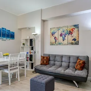 https://stunning-flat-by-the-sea-and-the-airport.it-romehotels.com