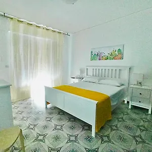 https://la-sirenetta-apartament.palermohotels.org